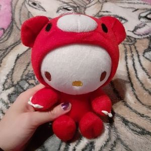 Little Hello Kitty plushie in a bear costume 💖